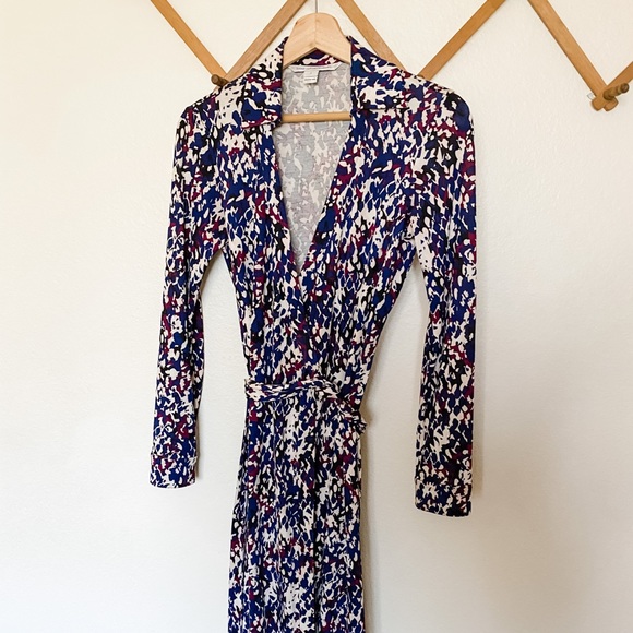 Diane von Furstenberg Jeanne Wrap Dress - Picture 5 of 6